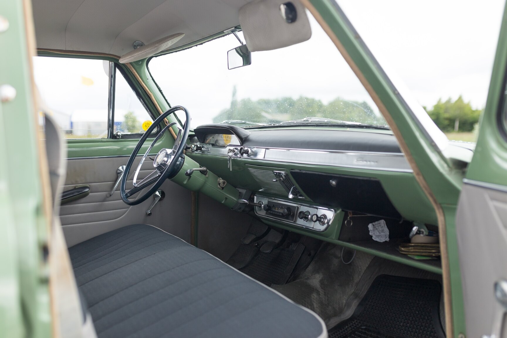 Innenraumfoto von 1959 Ford Consul (1)