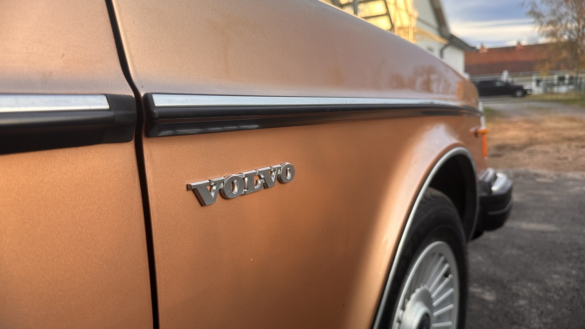 Exteriörbild på 1981 Volvo 244 GLE D6