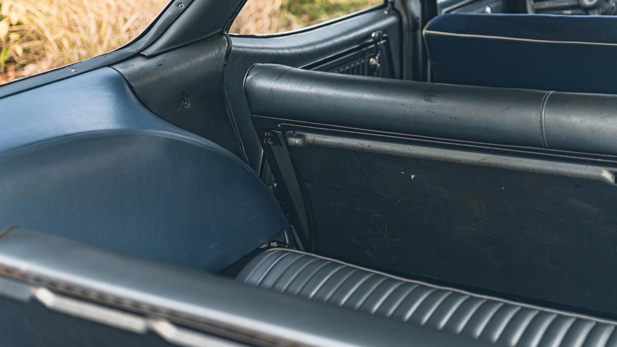 Innenraumfoto von 1968 Oldsmobile Vista Cruiser