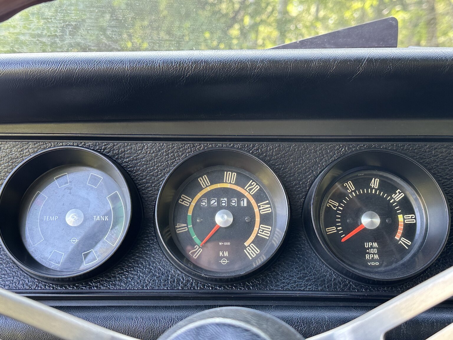 Interiörbild 1967 Opel Kadett B Rallye