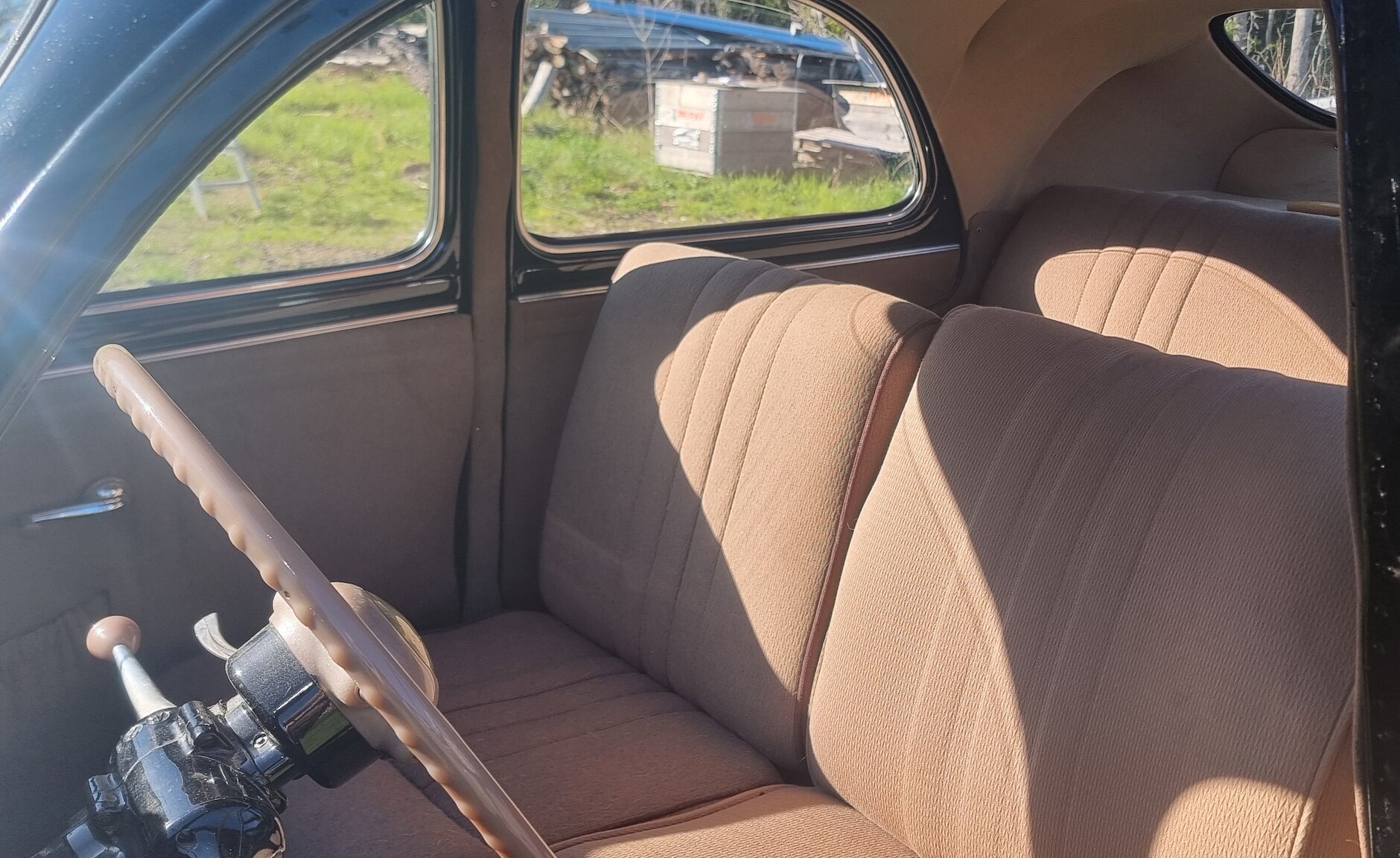 Interior image of 1951 Peugeot 203 De Luxe