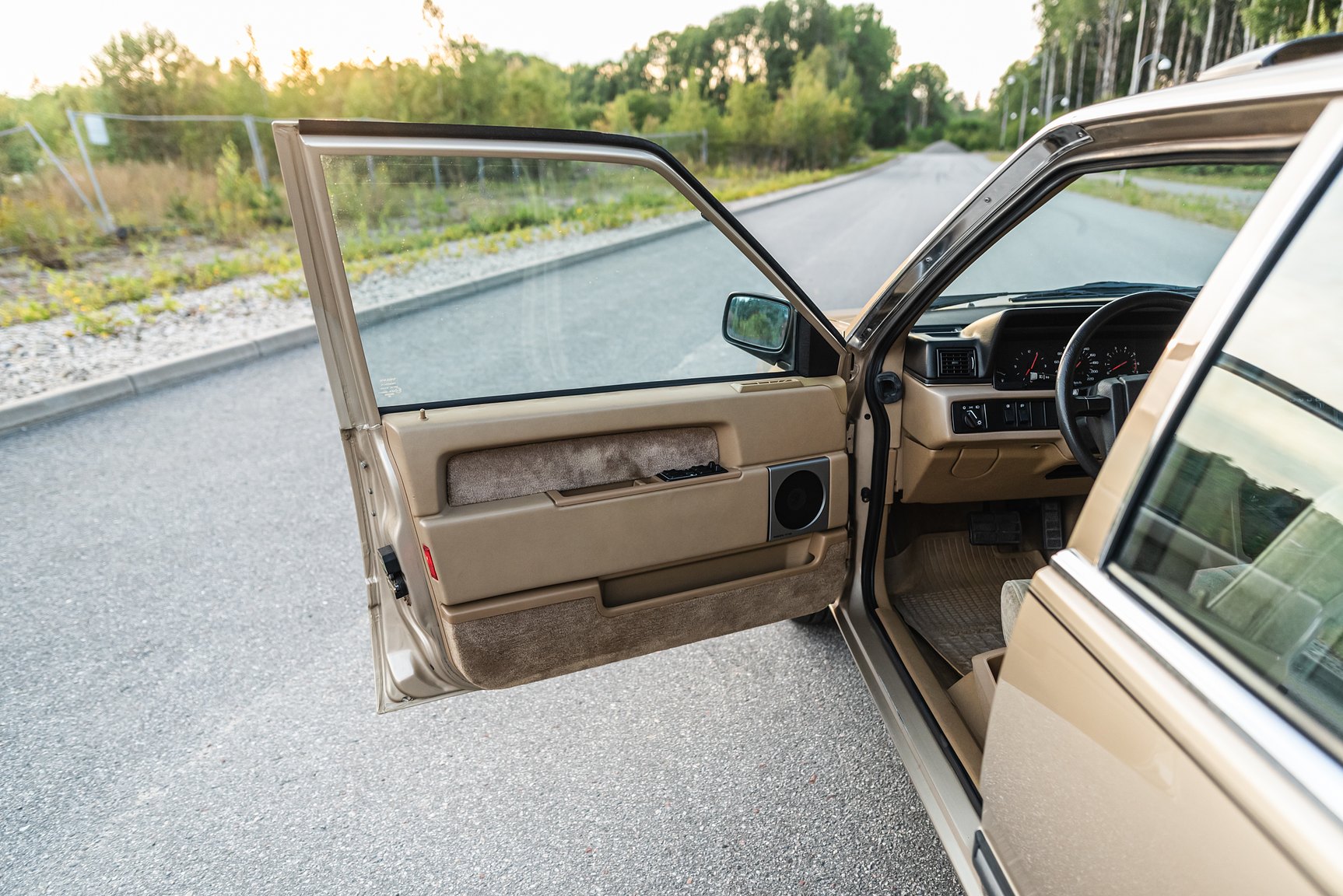 Innenraumfoto von 1986 Volvo 760 GLE 2.8 V6 Automatisk