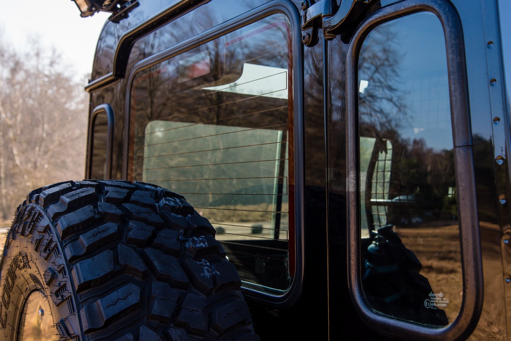 Exterior image of 2009 Land Rover Defender 90 2.4 TD4 4x4