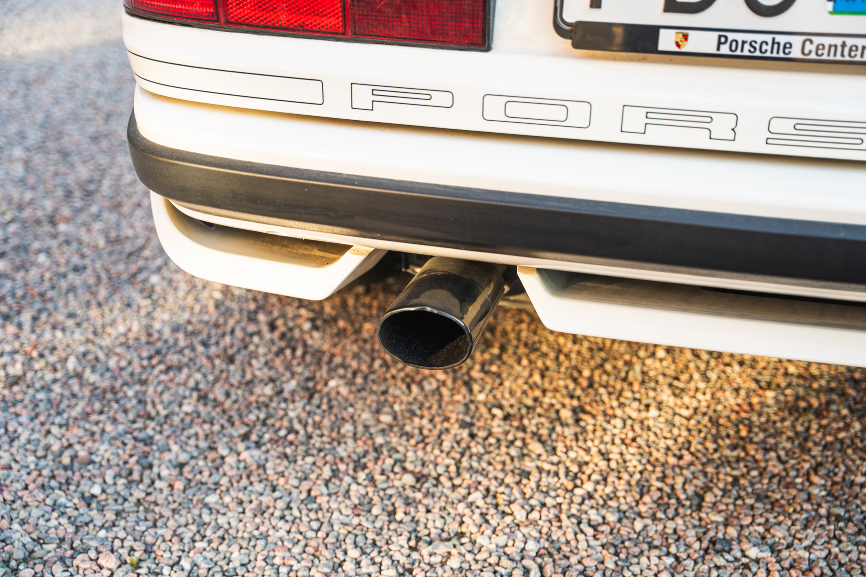 Exteriörbild på 1991 Porsche 944 Turbo Cabriolet