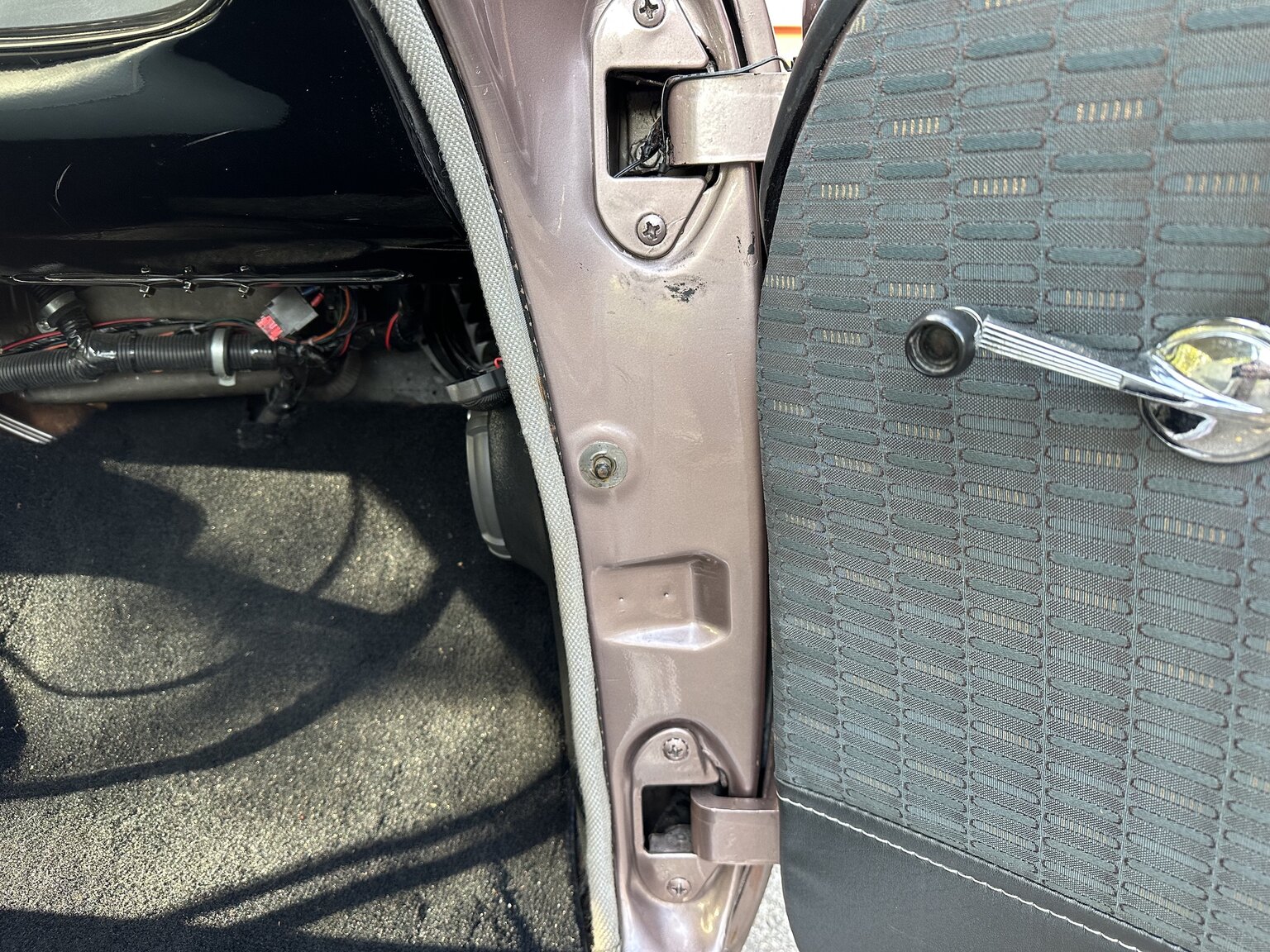 Innenraumfoto von 1957 Chevrolet Two-Ten Restomod (35)