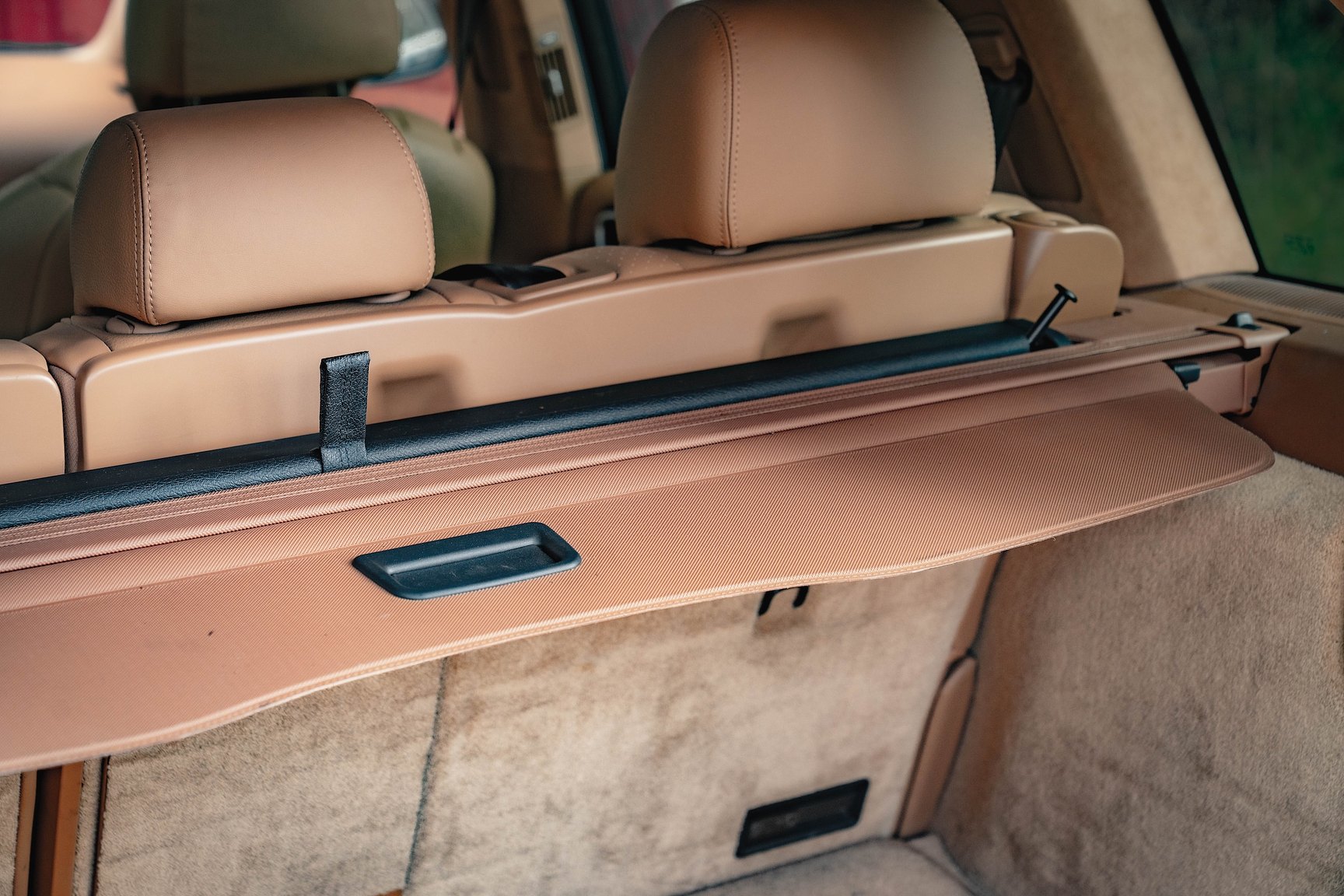 Interior image of 2005 Porsche Cayenne Turbo WLS