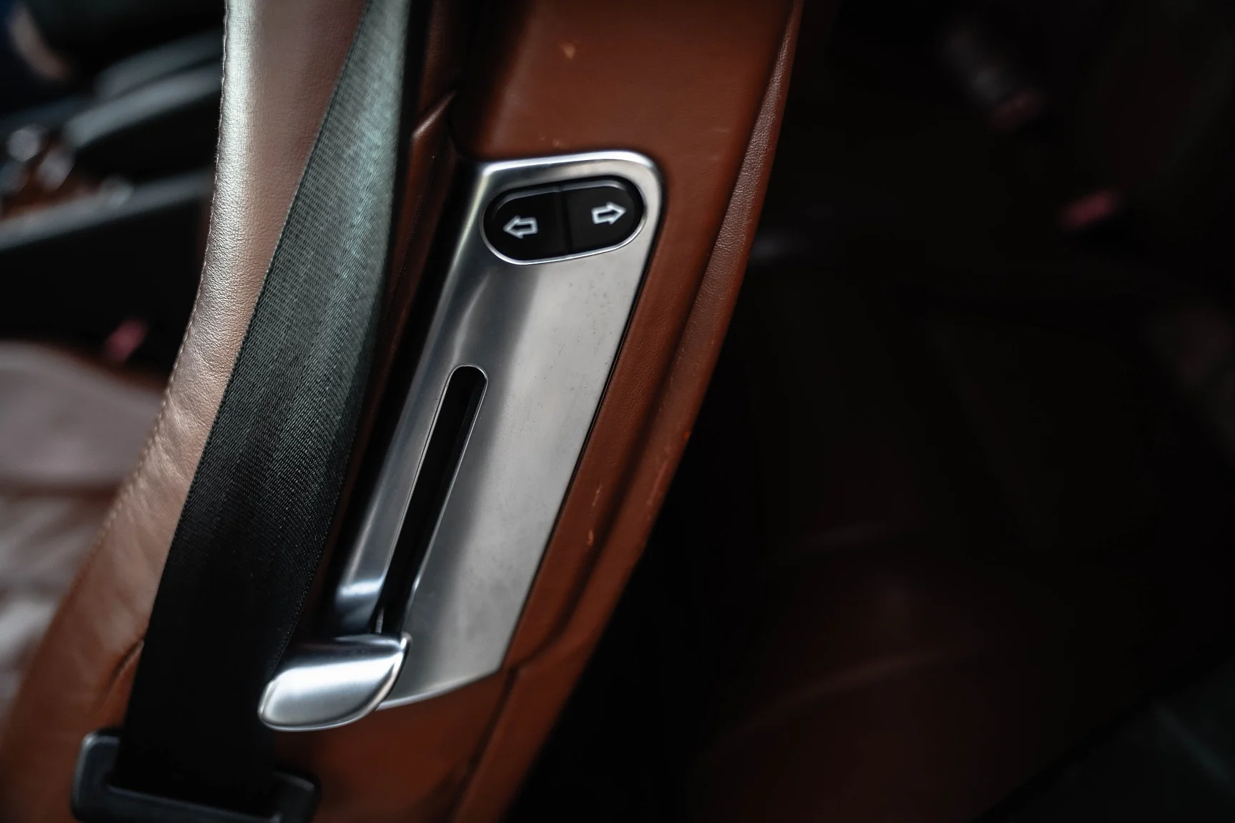 Innenraumfoto von 2007 Bentley Continental GTC (32)