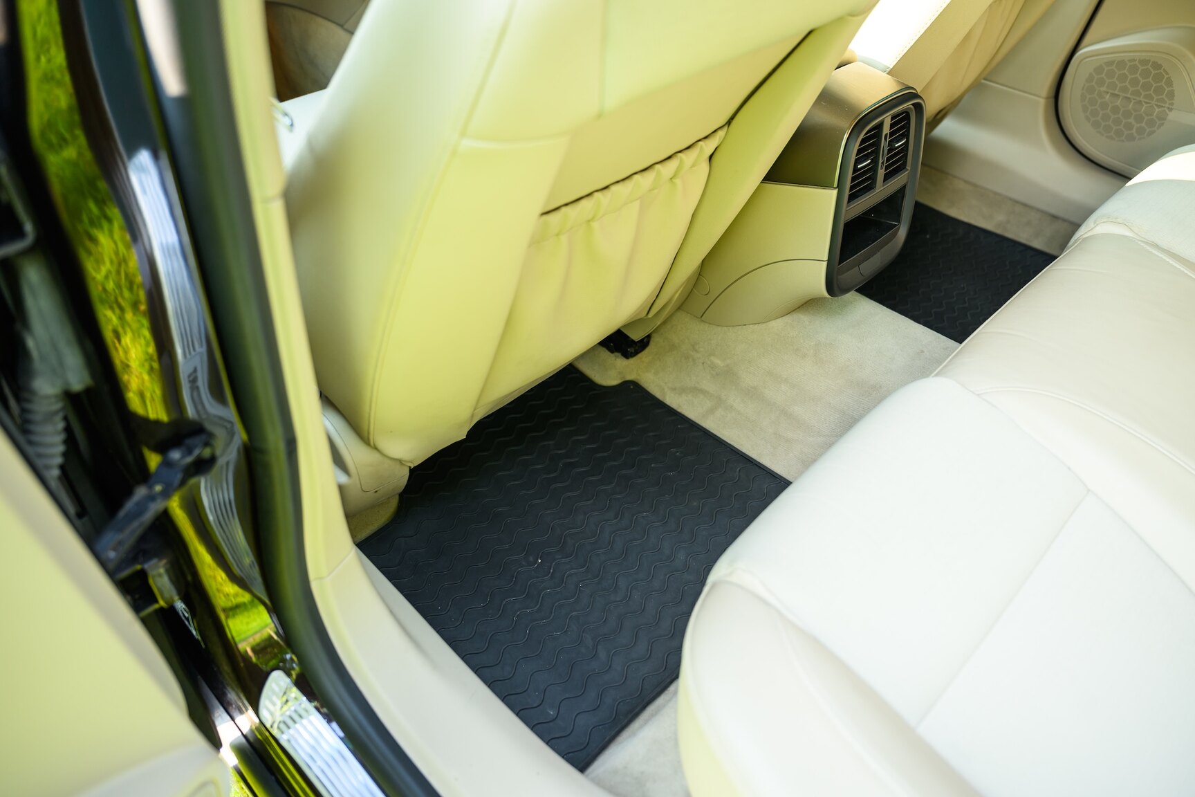 Interior image of 2011 SAAB 9-5 Biopower