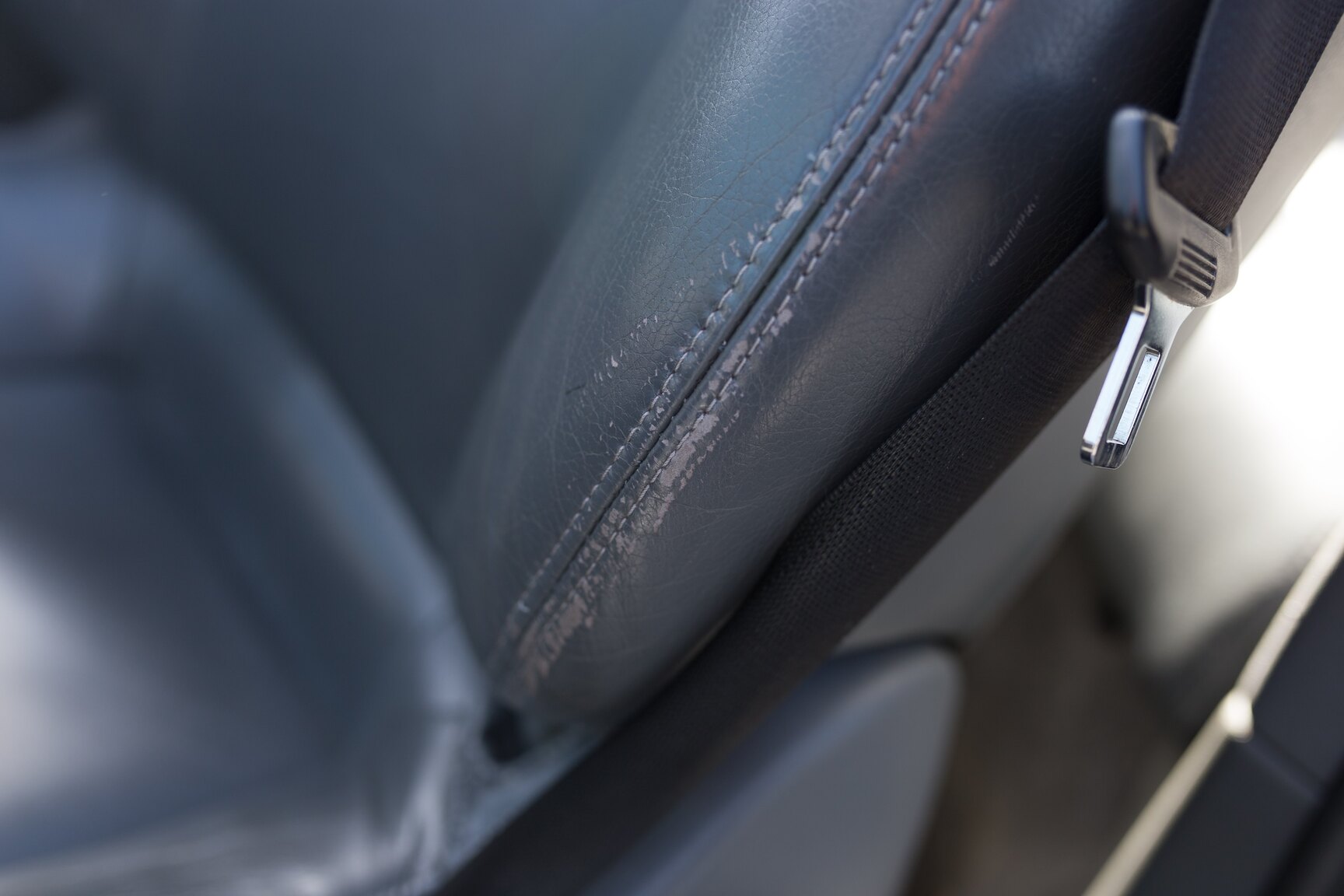Interior image of 2004 SAAB 9-3 2.0T Cabriolet