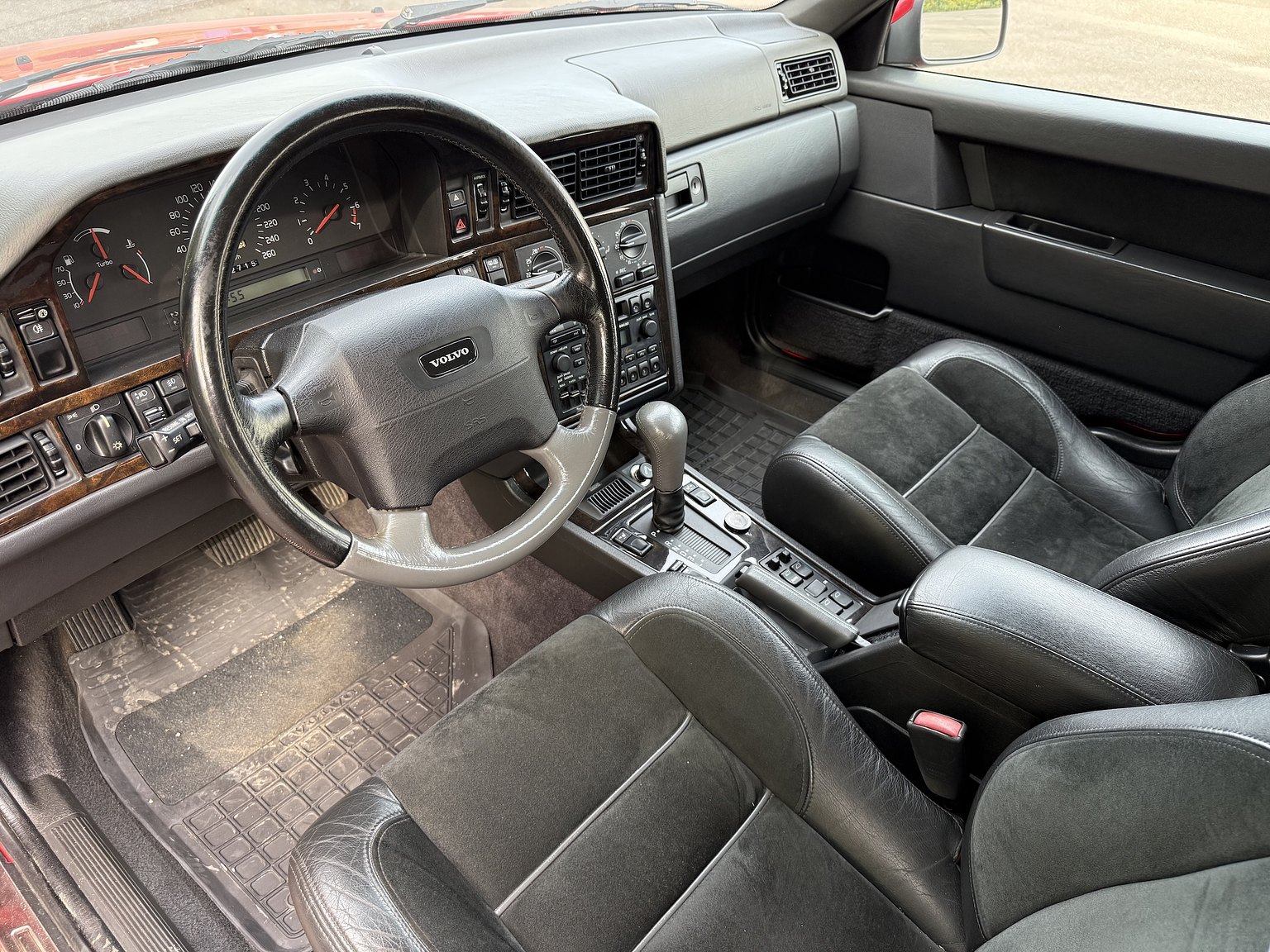 Interior image of 1997 Volvo 850 R Kombi
