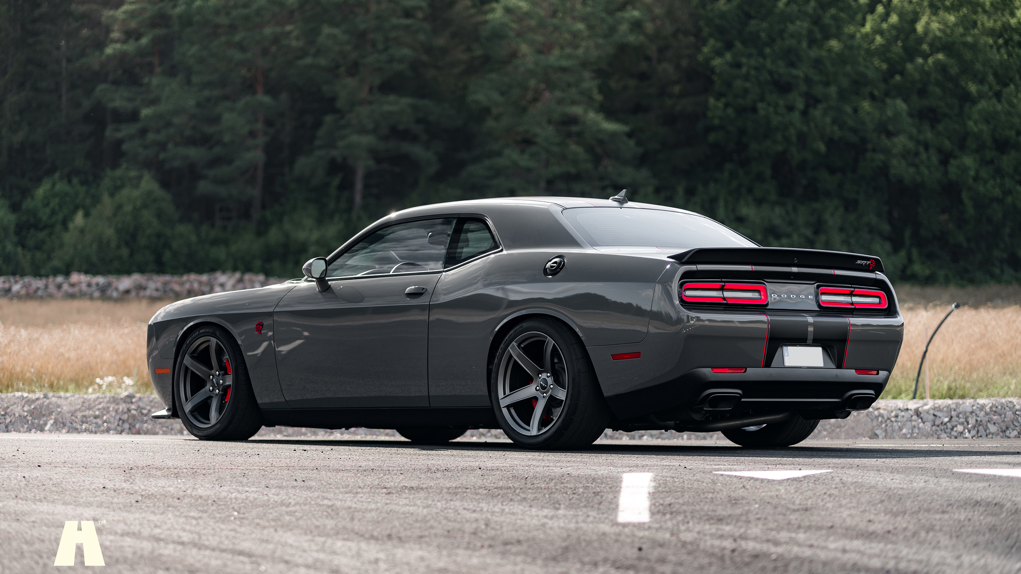 Exteriörbild på 2018 Dodge Challenger Hellcat