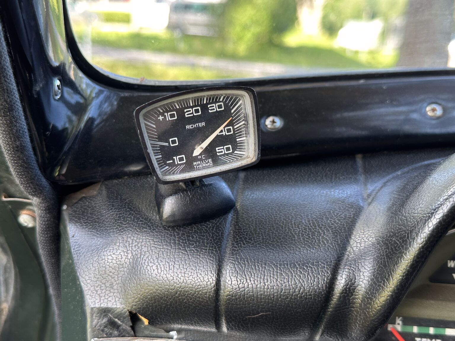 Interior image of 1967 Volvo Amazon 123 GT (36)