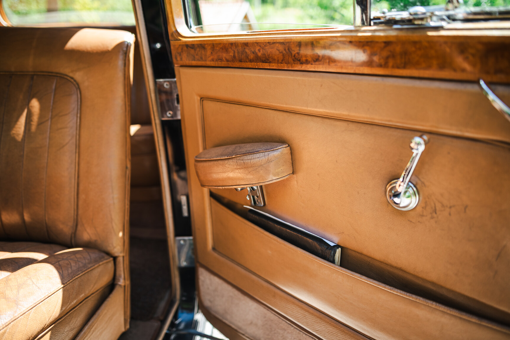 Interior image of 1950 Bentley 4 1/4 Litre