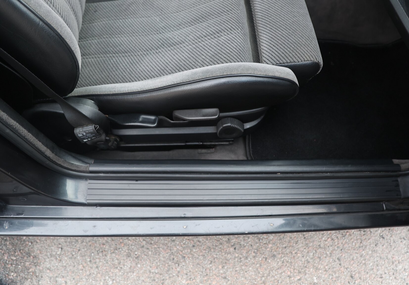 Innenraumfoto von 1989 BMW 325i