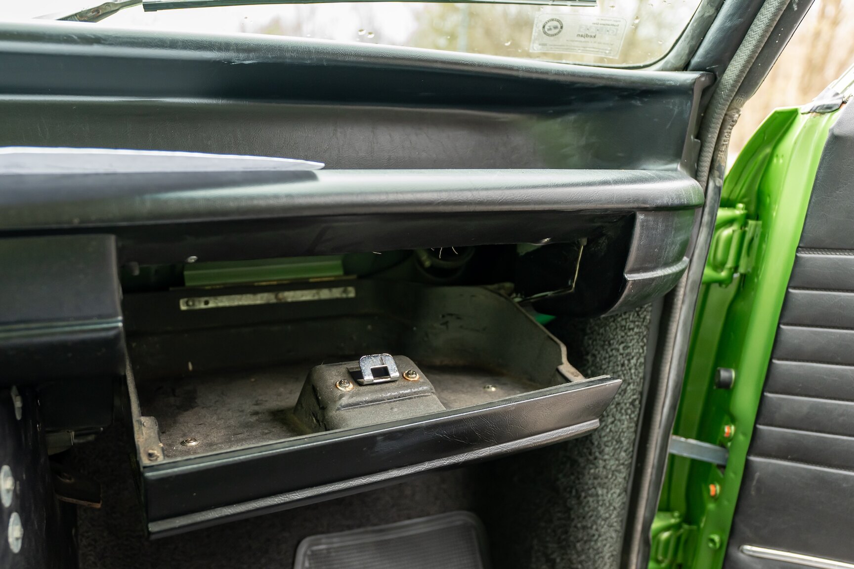 Interior image of 1975 BMW 2002