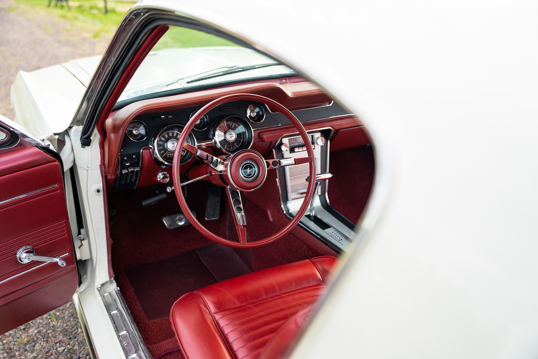 Interiörbild 1967 Ford Mustang Fastback (3)