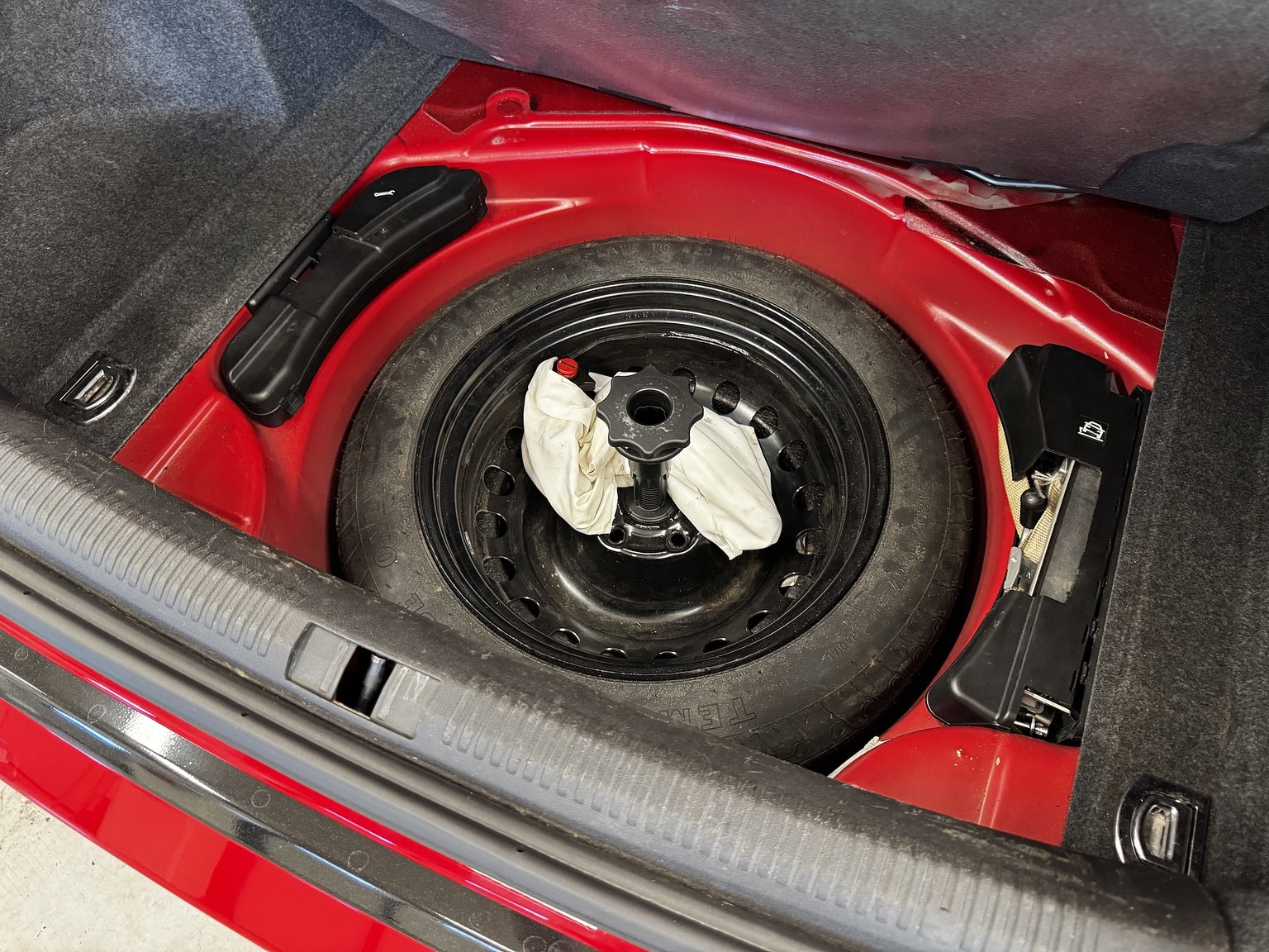 Interior image of 2007 Audi  S4 quattro 4.2 V8 manuell