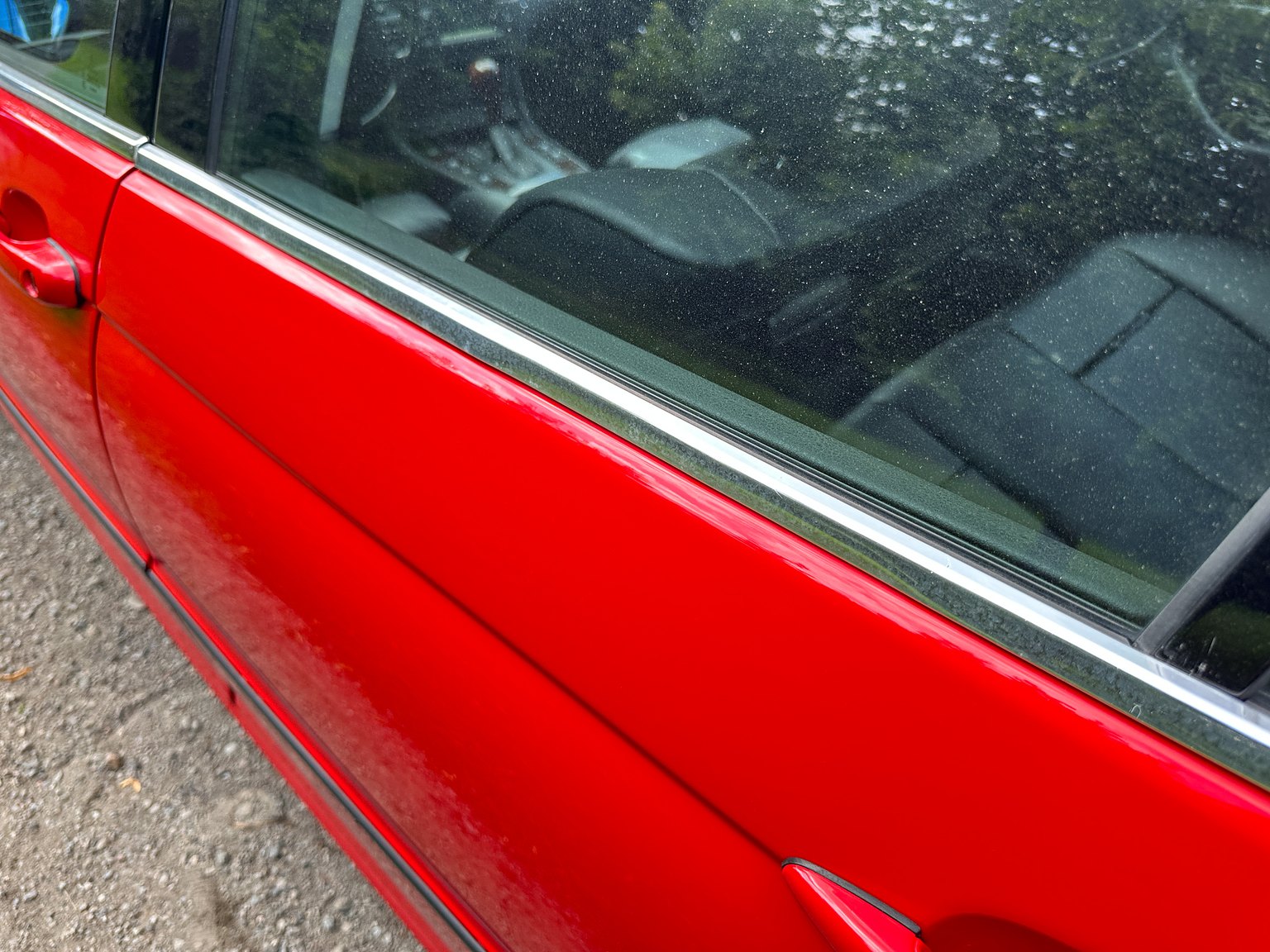 Exterior image of 2001 BMW 330Xi