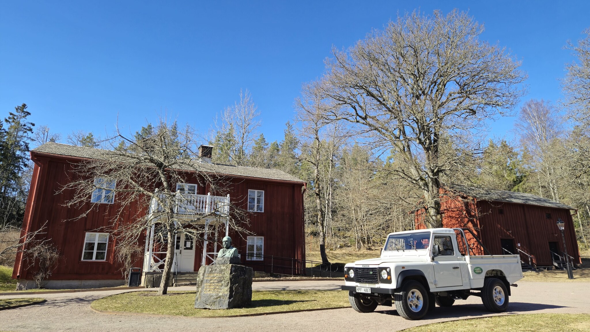 Exteriörbild på 1999 Land Rover Defender Single Cab Pickup