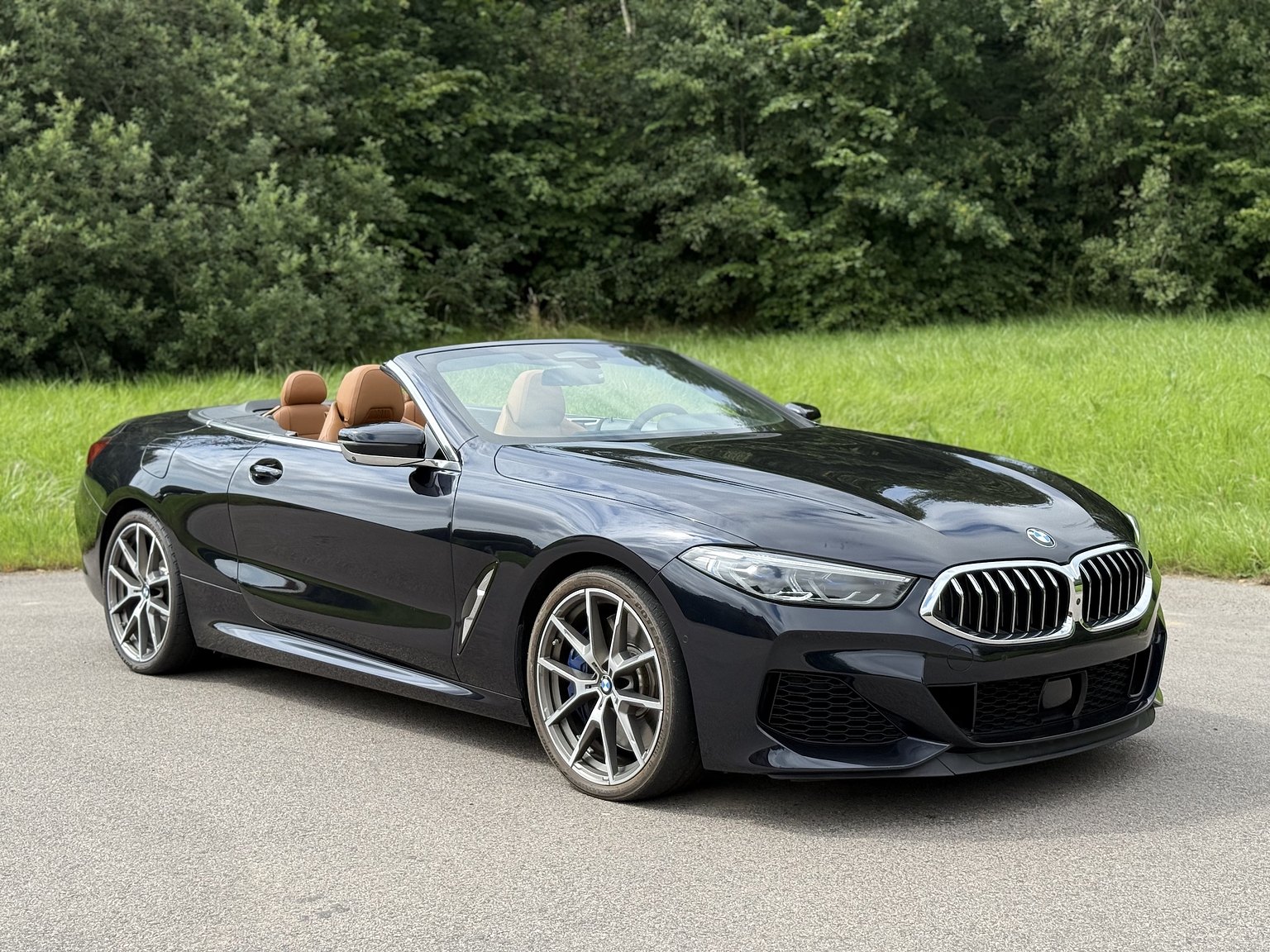 Exterior image of 2019 BMW M850i xDrive Convertible Steptronic