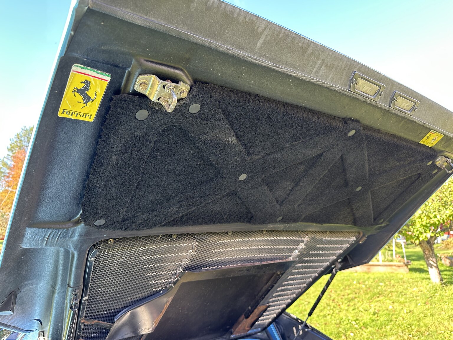 Image of 1986 Ferrari 328 GTS mechanics