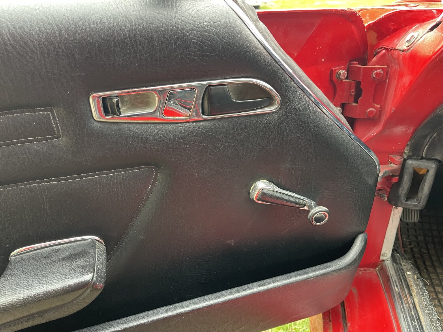 Interior image of 1973 Mercedes 350 SLC