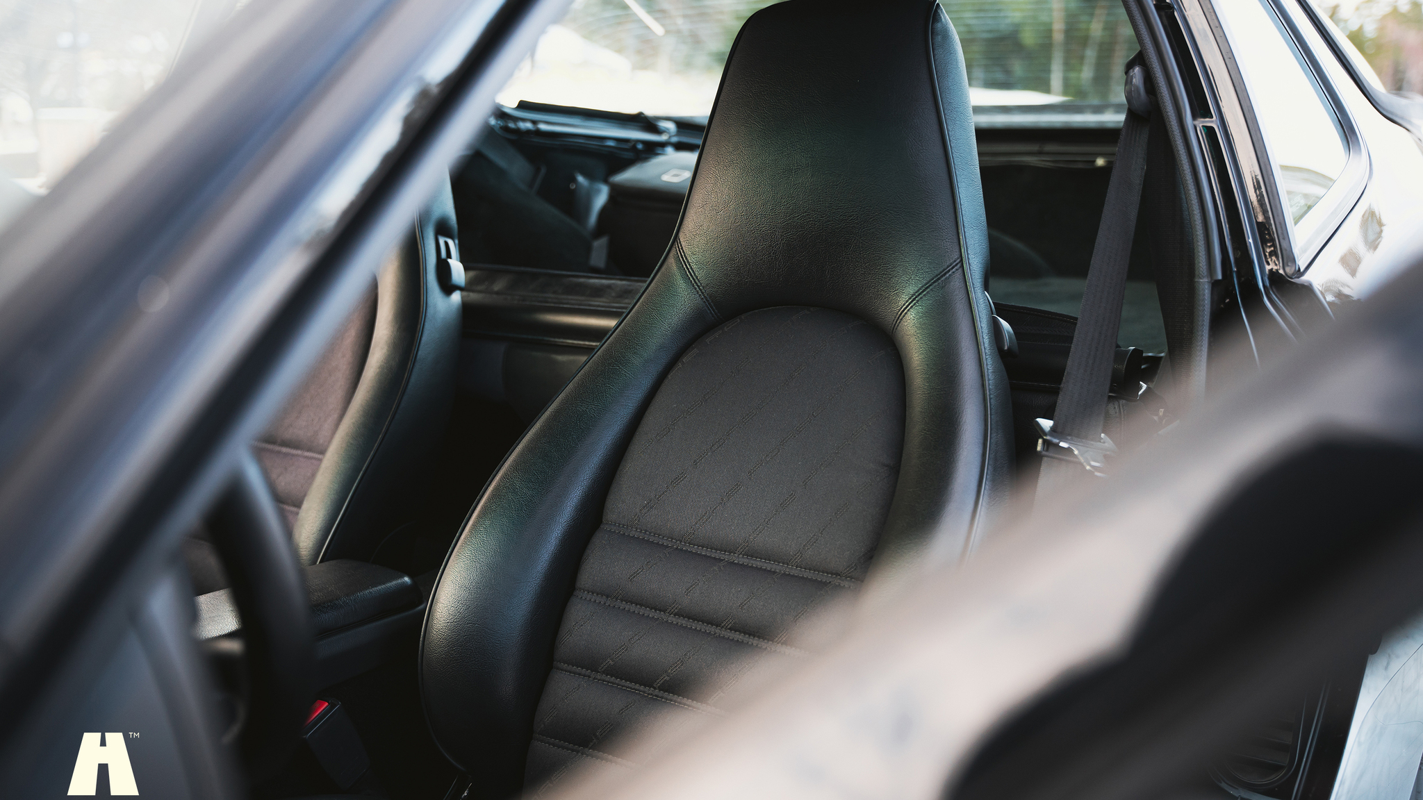 Innenraumfoto von 1990 Porsche 944 S2 (11)