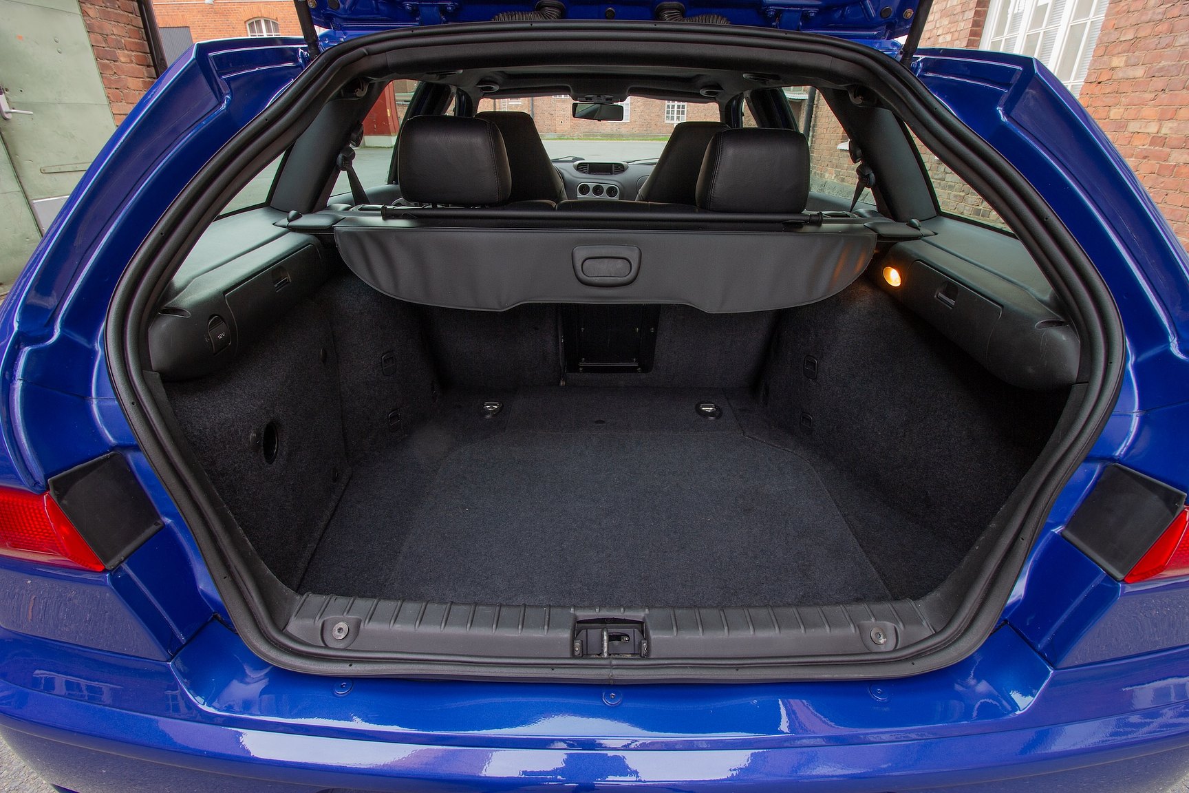 Innenraumfoto von 2004 Alfa Romeo 156 GTA