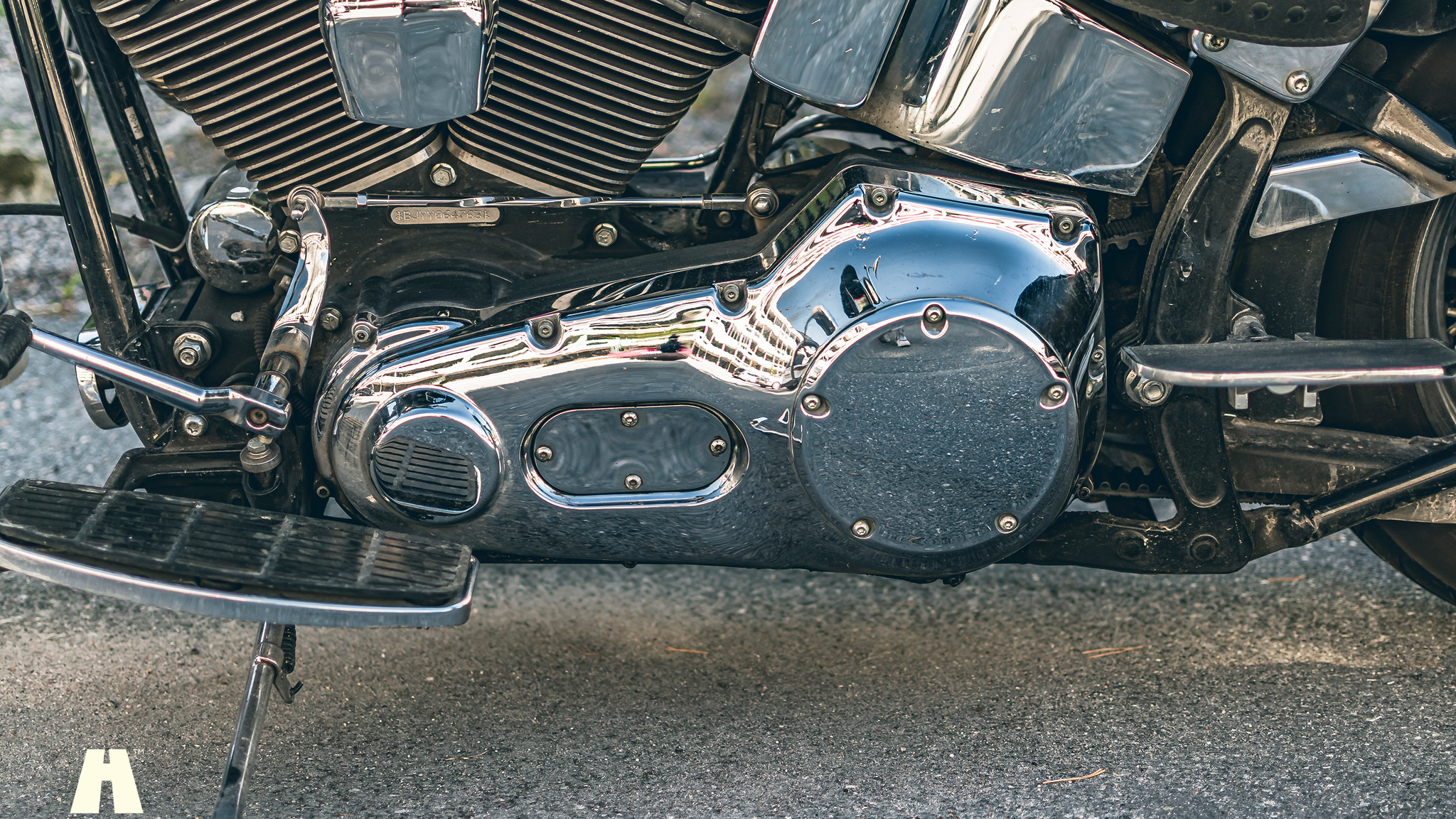 Exterior image of 2000 Harley Davidson Heritage Softail Classic (9)