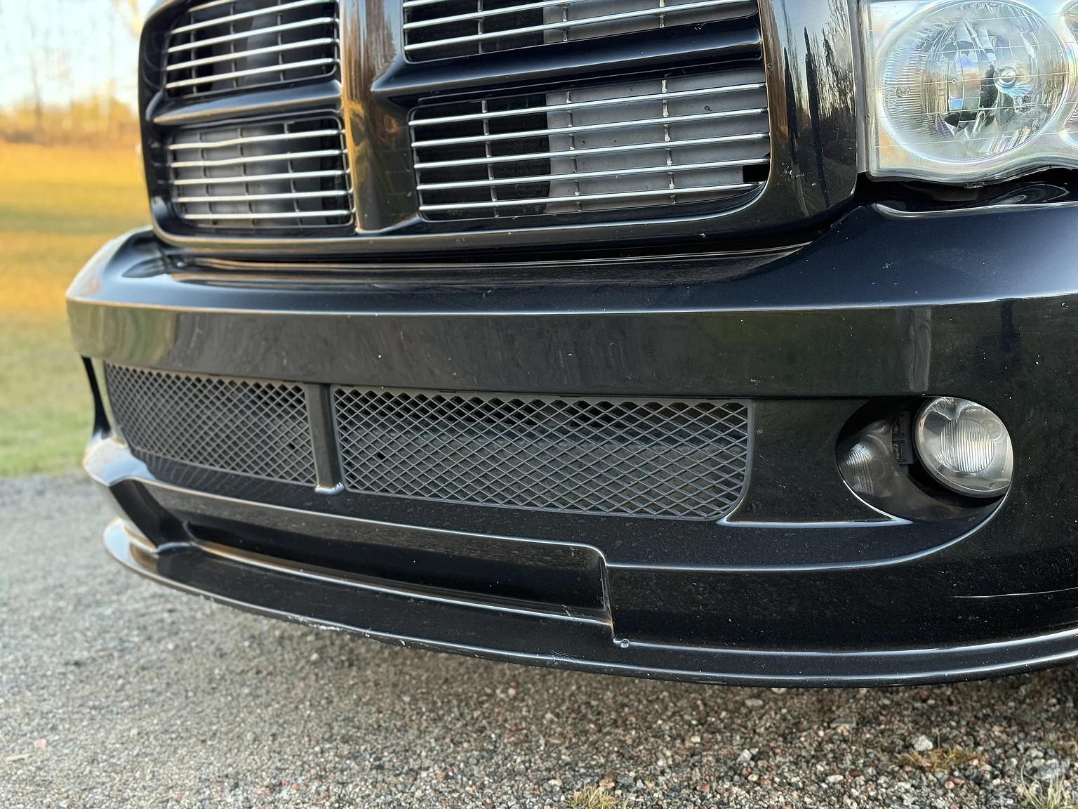 Exteriörbild på 2004 Dodge Ram SRT-10 (27)