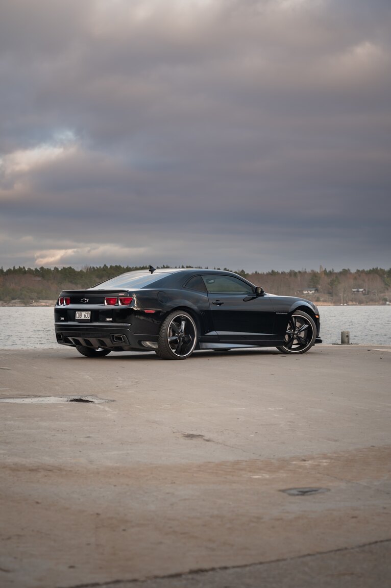 Exterior image of 2010 Chevrolet Camaro SS (3)