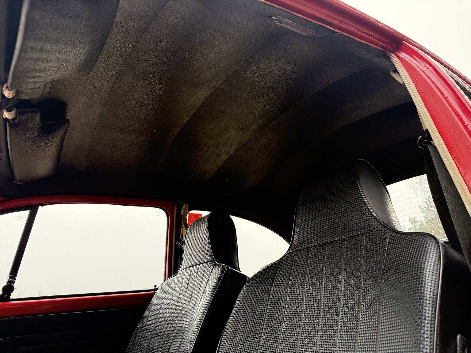 Innenraumfoto von 1972 Volkswagen Beetle 1302 S