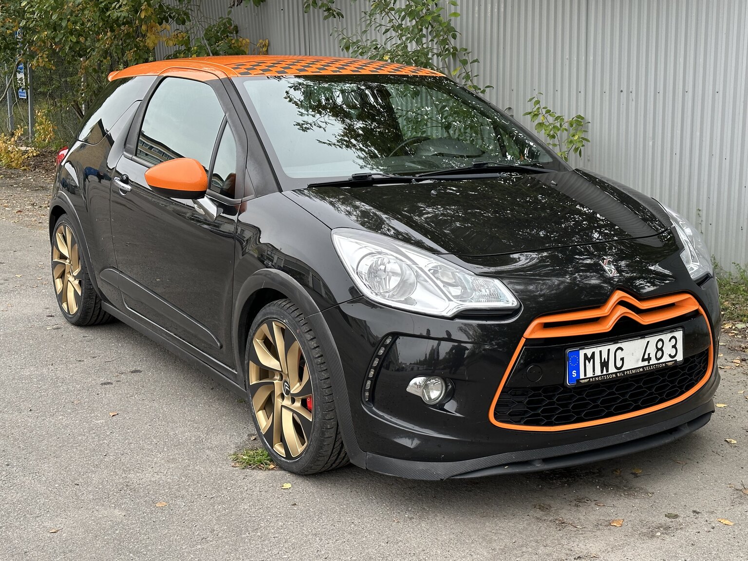 Exterior image of 2012 Citroen DS3 Racing  (4)