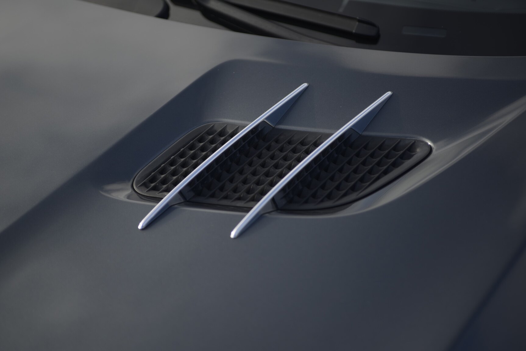 Exterior image of 2014 Mercedes-Benz SL500