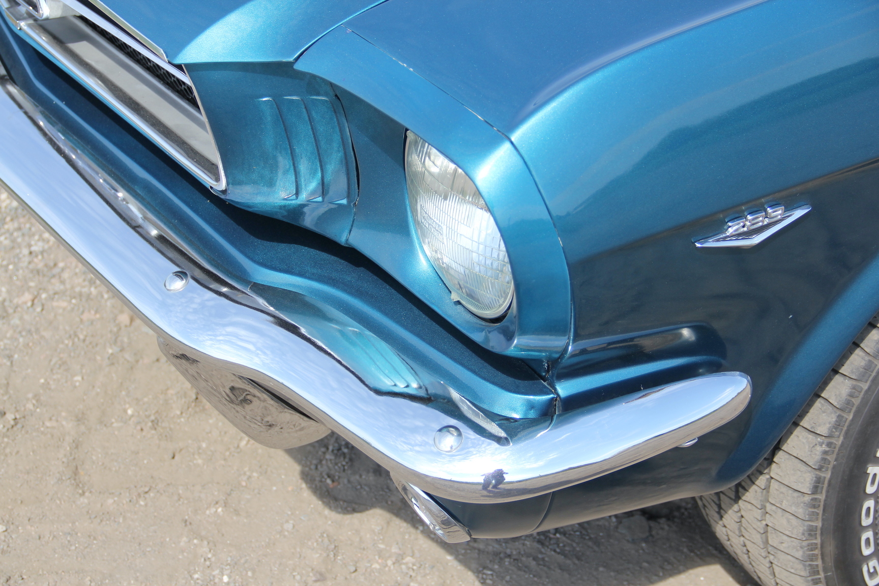 Exterior image of 1966 Ford Mustang 289 Cabriolet (36)