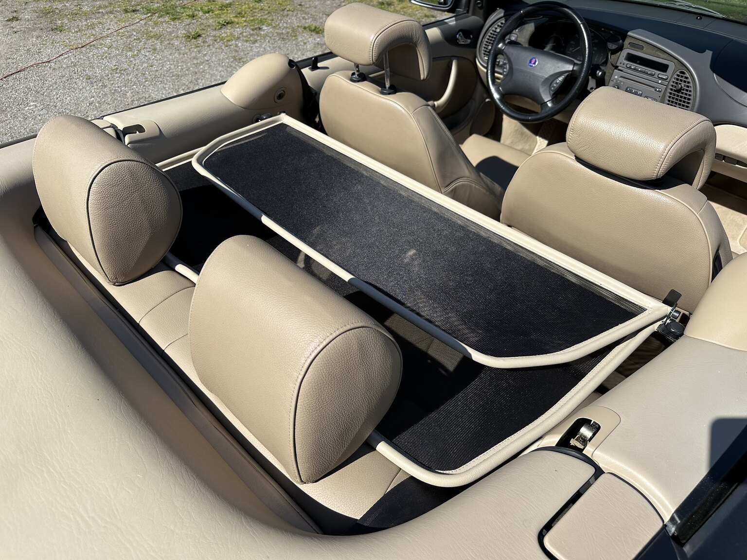 Innenraumfoto von 2003 SAAB 9-3 Aero Turbo Cabriolet