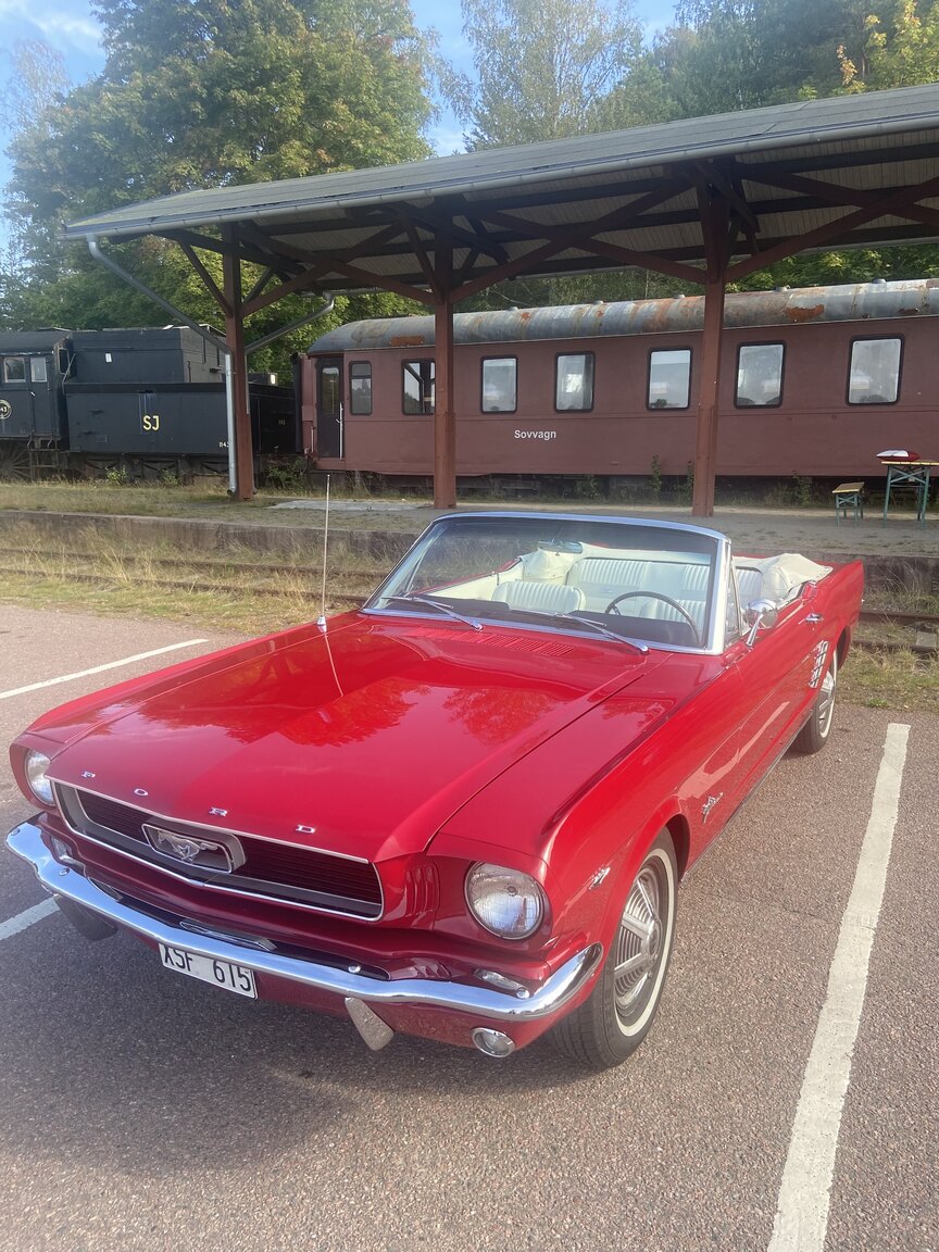 Exterior image of 1966 Ford Mustang Convertible