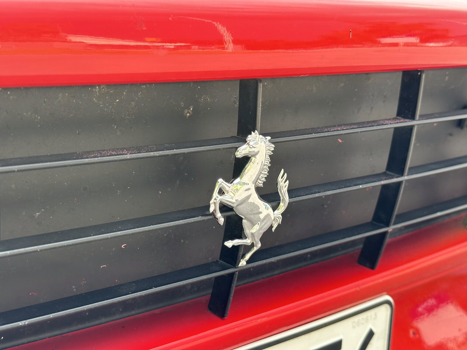 Exteriörbild på 1990 Ferrari 348 (70)