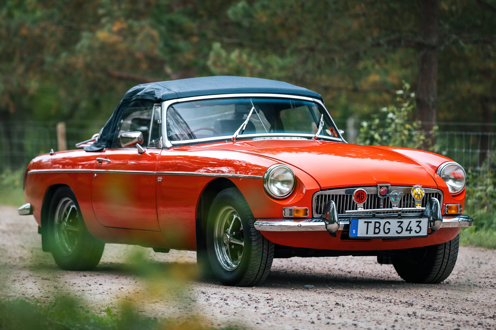 Exterior image of 1973 MG MGB Roadster (88)