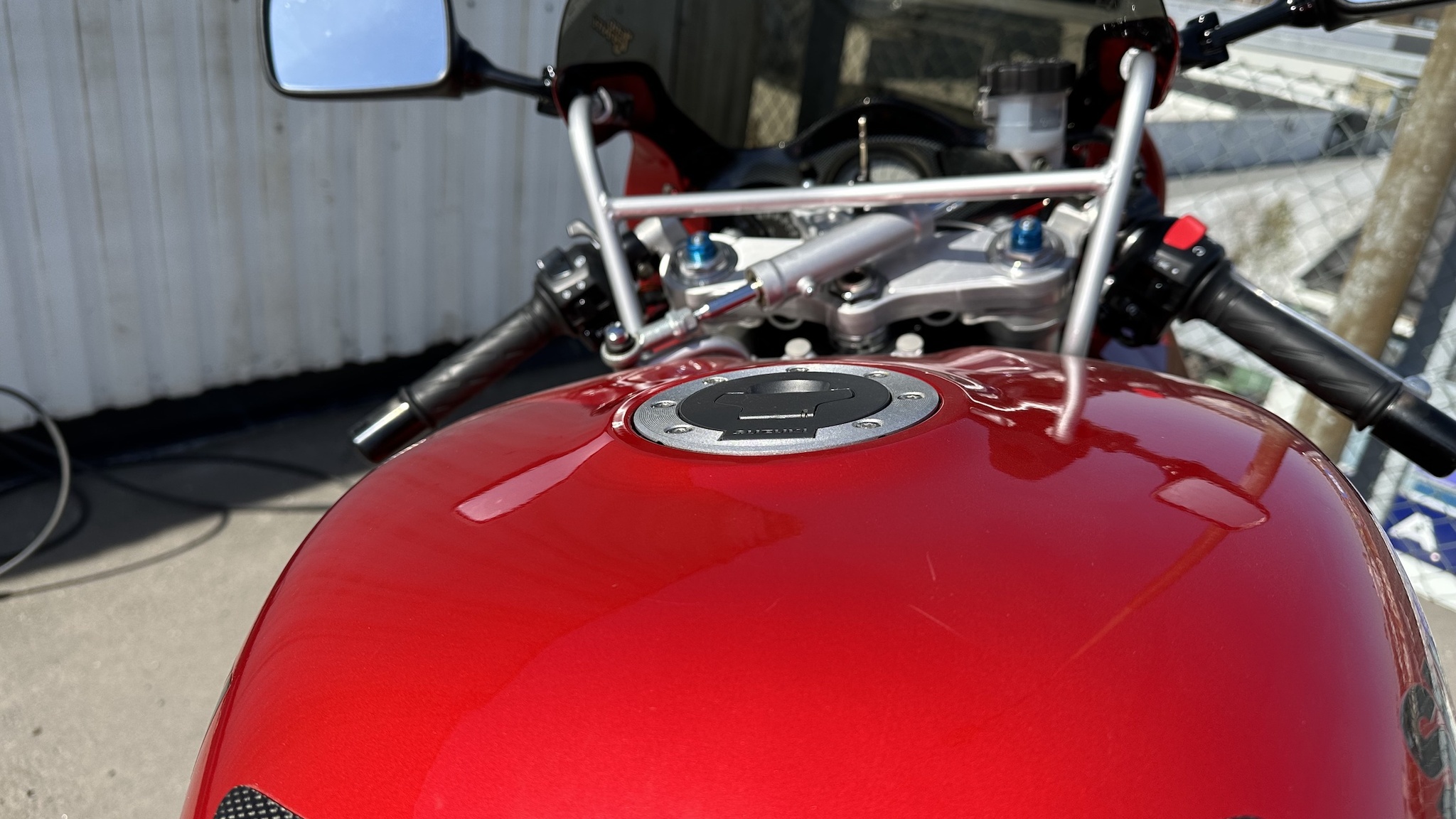 Aussenfoto 1999 Suzuki TL1000S