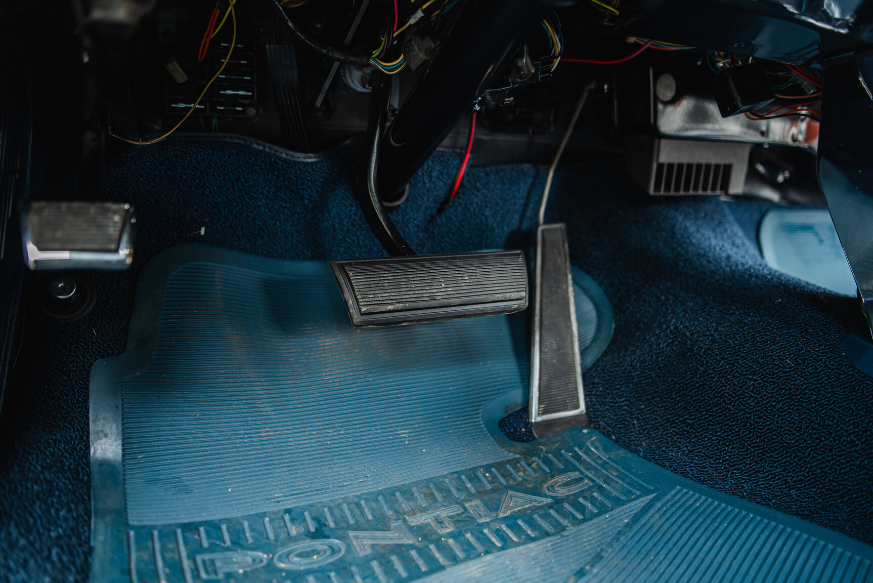 Interior image of 1965 Pontiac Catalina 421 Tripower-Pack 2+2