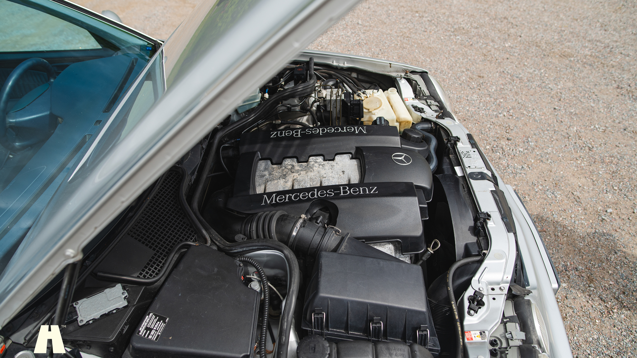Image of 2000 Mercedes E430 mechanics