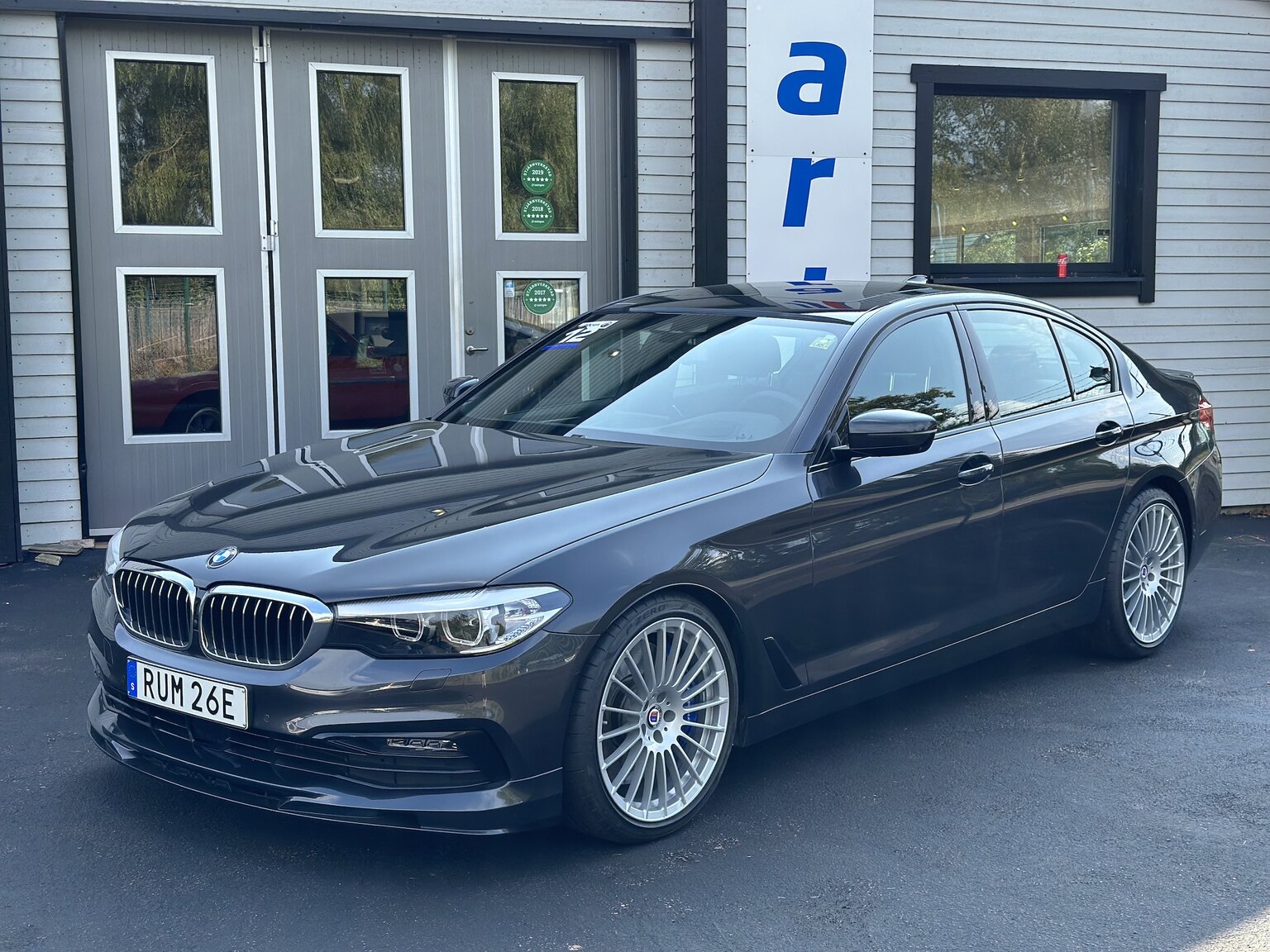 Exterior image of 2019 ALPINA B5 S Bi-Turbo Sedan ALLRAD