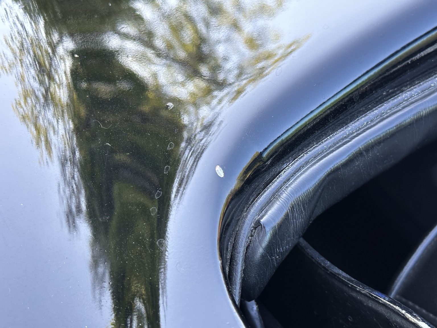 Exteriörbild på 1964 Corvette C2 Stingray Cabriolet (17)