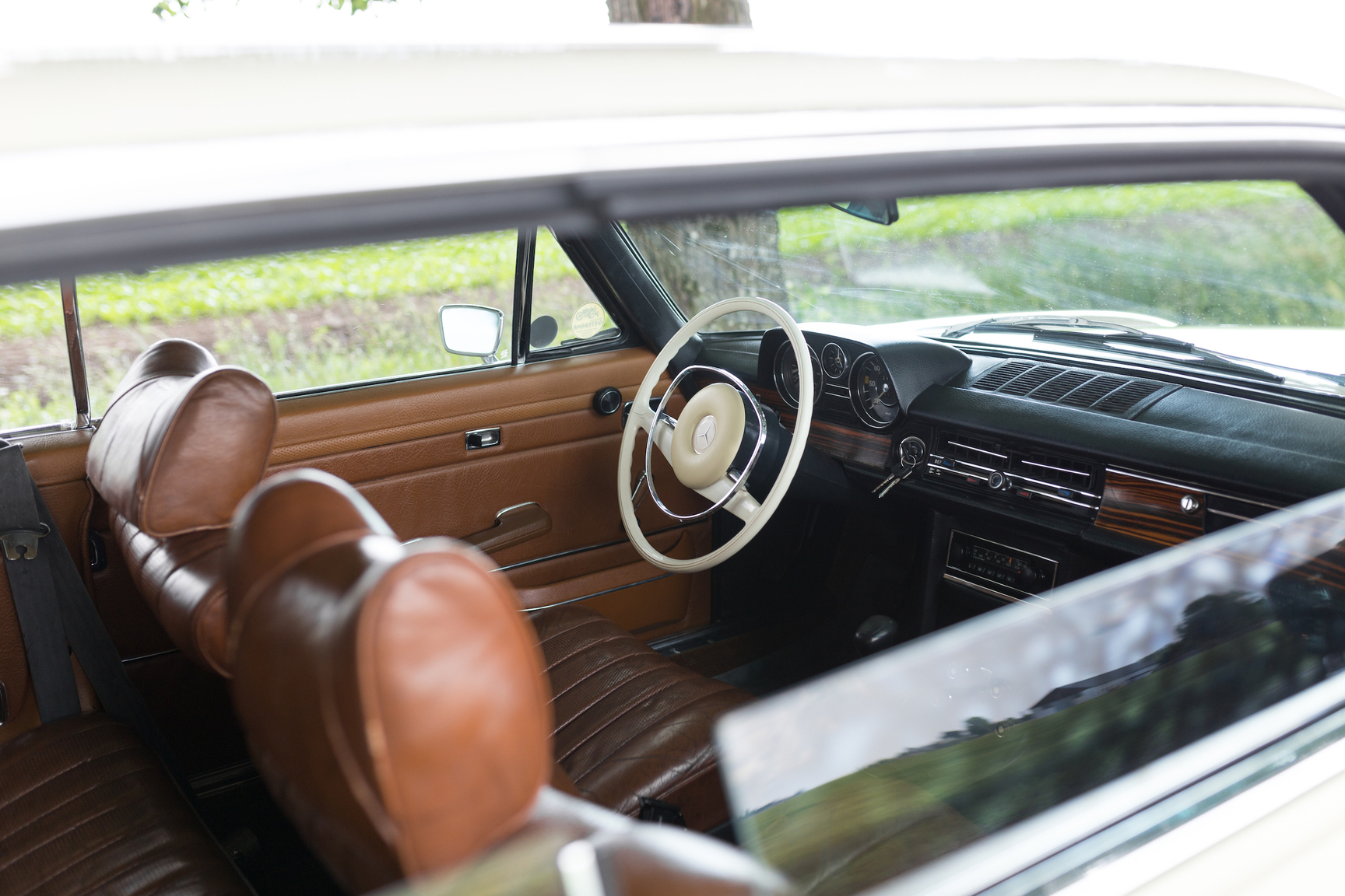 Innenraumfoto von 1971 Mercedes 250 C
