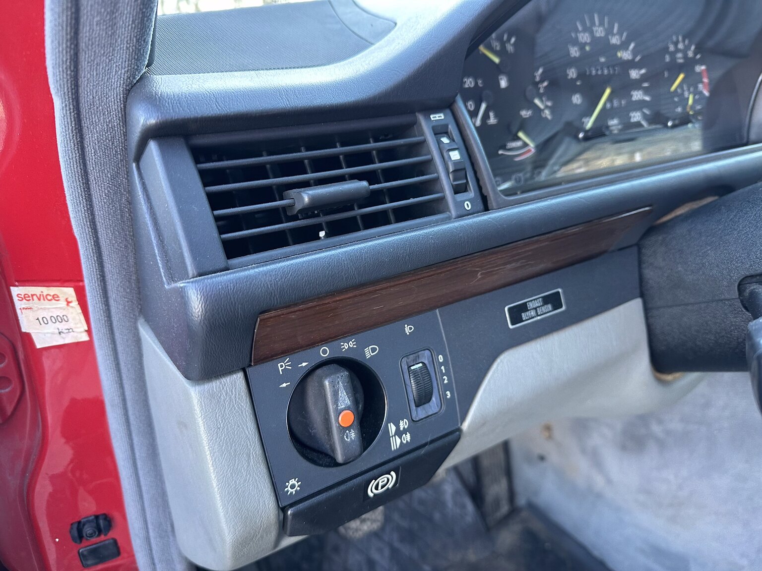 Interiörbild 1990 Mercedes-Benz 200 E