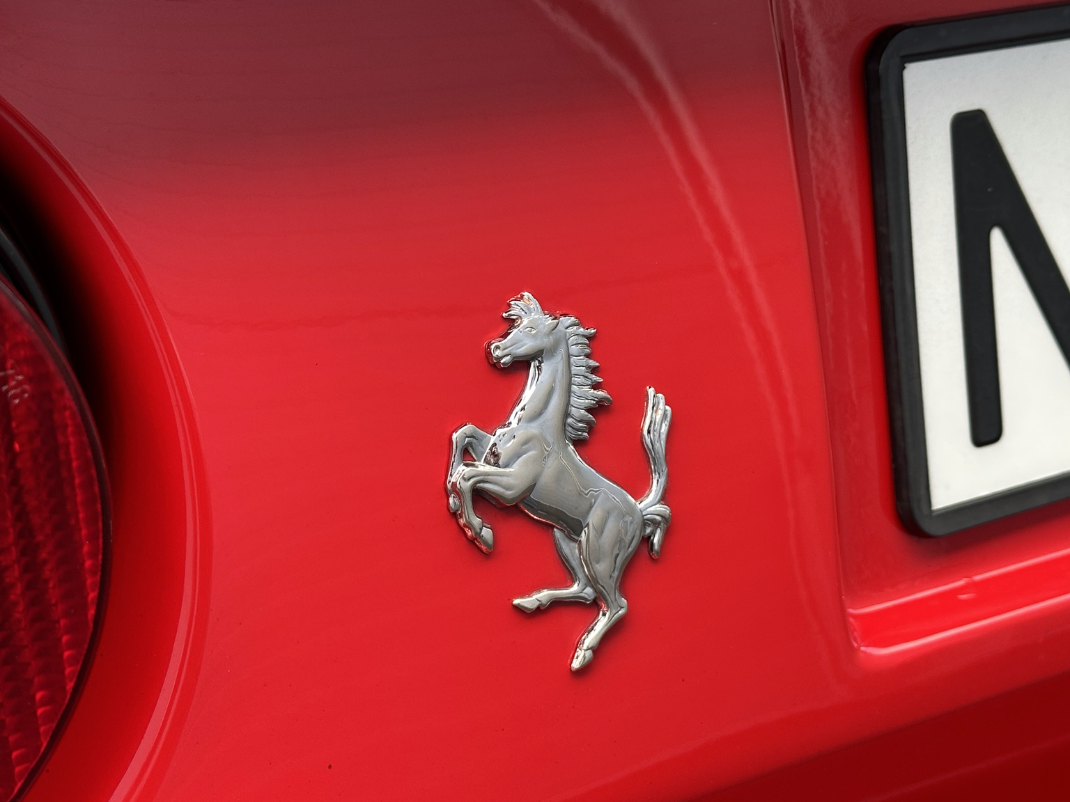 Exteriörbild på 1988 Ferrari 328 GTB