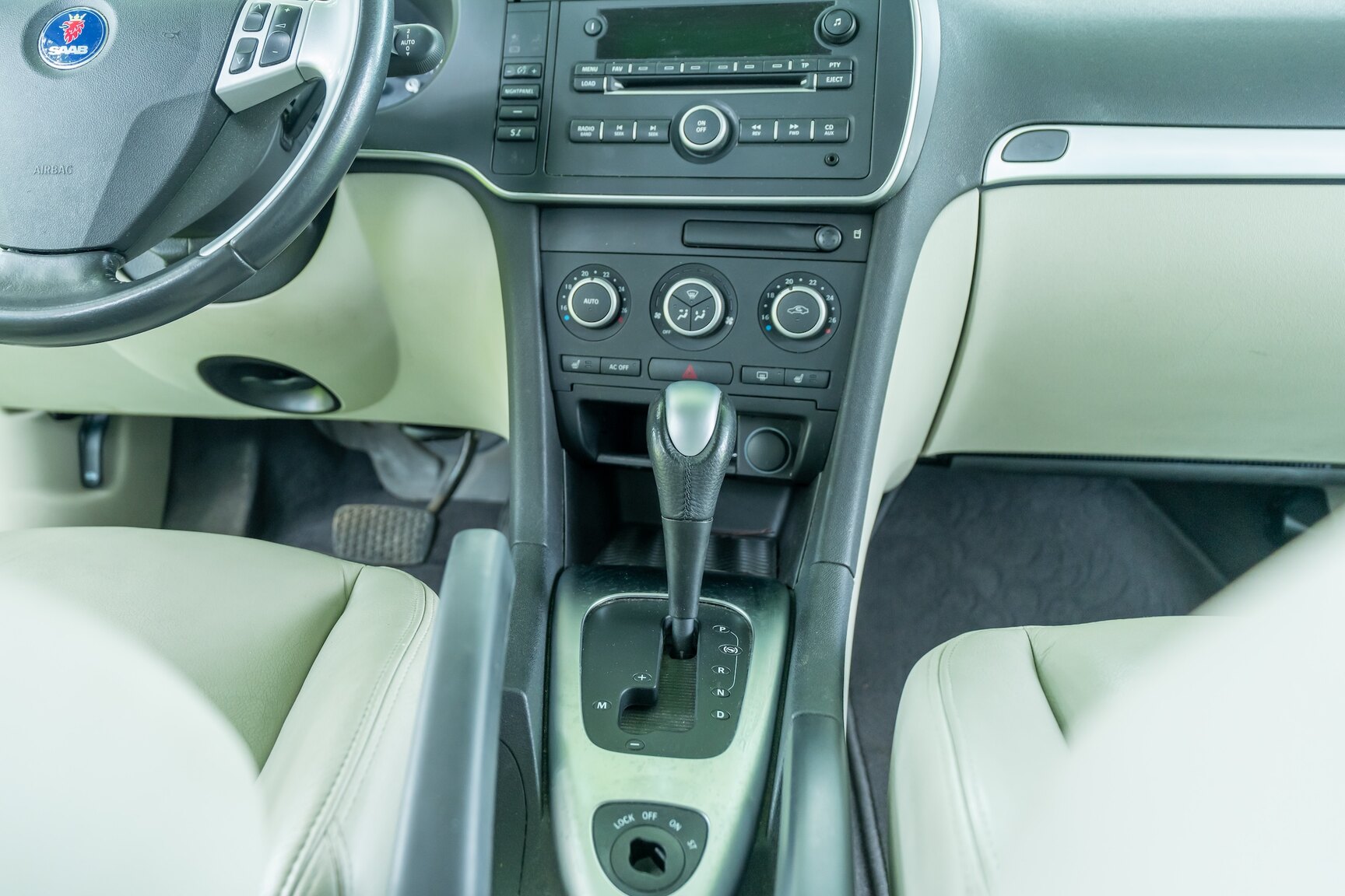 Interiörbild 2010 2010 SAAB 9-3 TTiD Aero