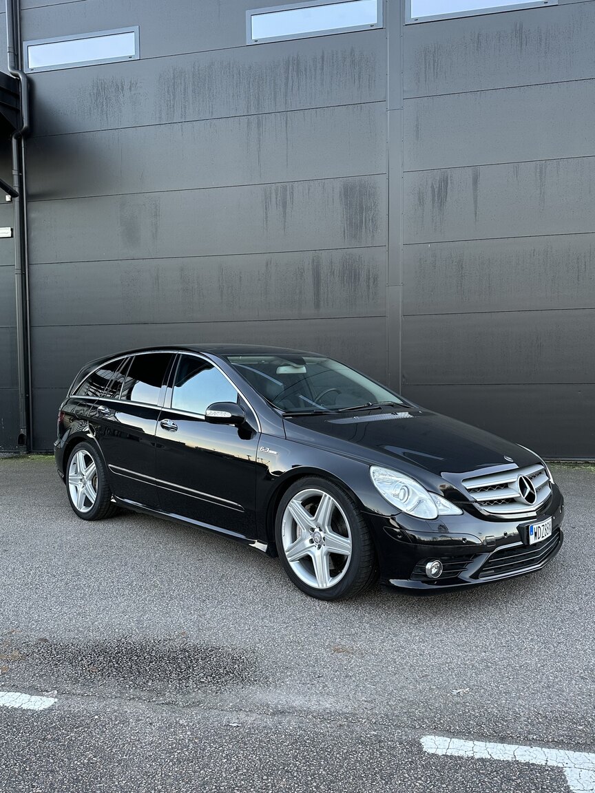Exteriörbild på 2007 Mercedes-Benz R63 AMG