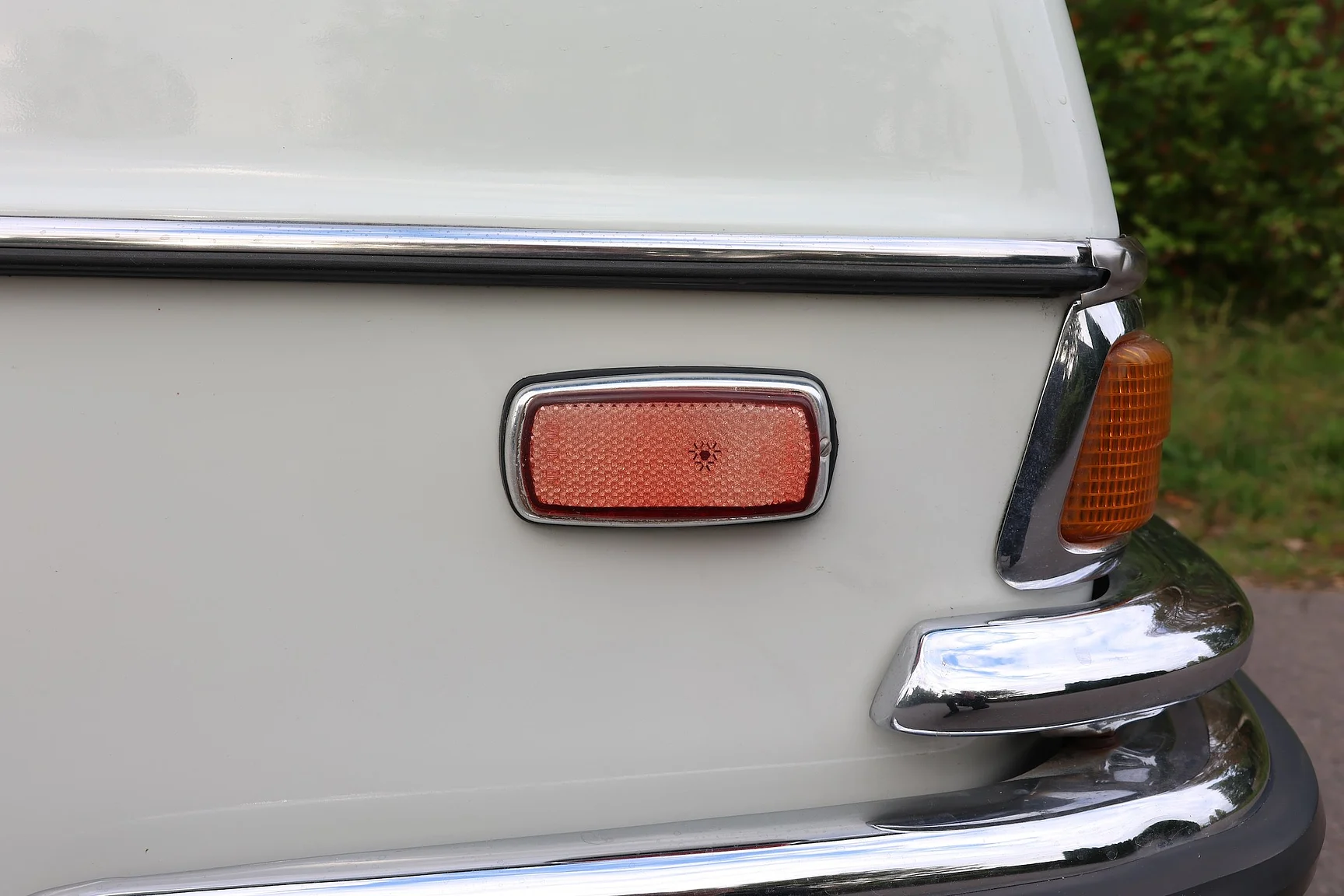 Aussenfoto 1972 Mercedes-Benz 280 SE 4.5  (30)